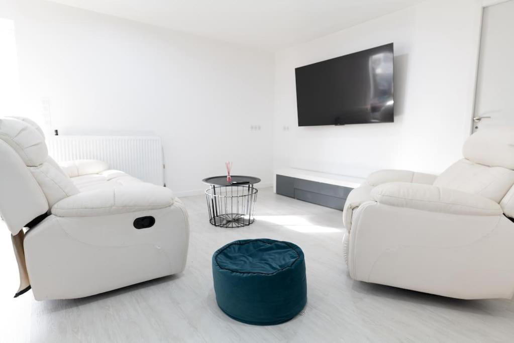 Appartement Entier 2 Chambres Chez Zarius Athis-Mons Eksteriør bilde